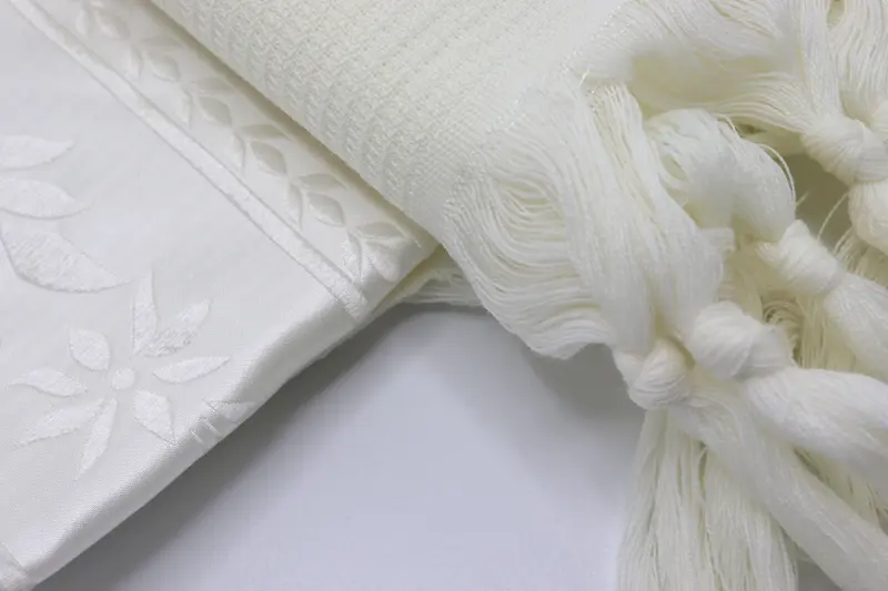 טלית צמר תשבץ - דגם ";דותן"; שחור מידה 70