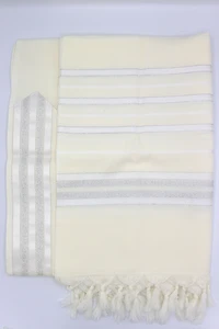 טלית צמר תשבץ פרימיום - דגם "הדר" בצבע כסוף