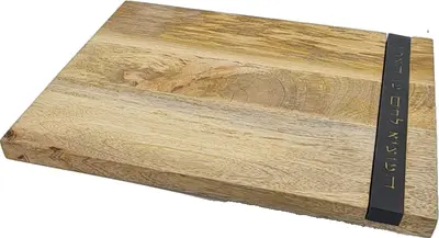 מגש חלה עץ מנגו בשילוב בטון - דגם "הארץ"