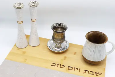 מארז לחתן וכלה - דגם "שבת קודש" גווני עץ אפור מודרני